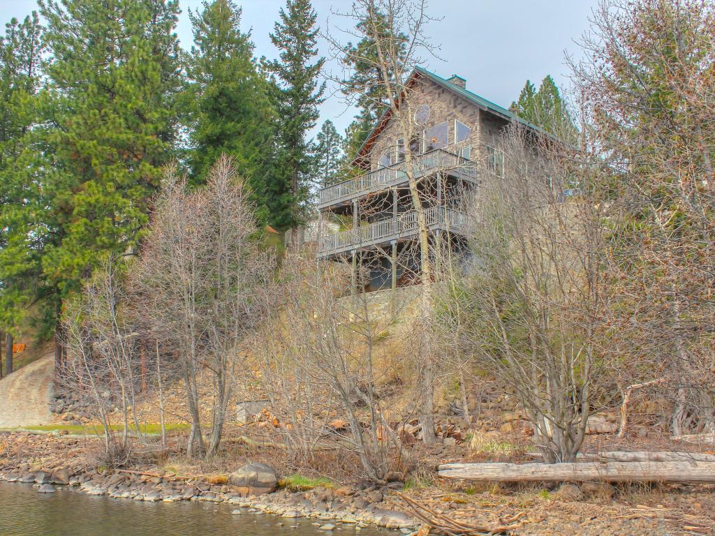 Beautiful Lake Coeur D'Alene Cabin On The Bay Mica Exterior photo