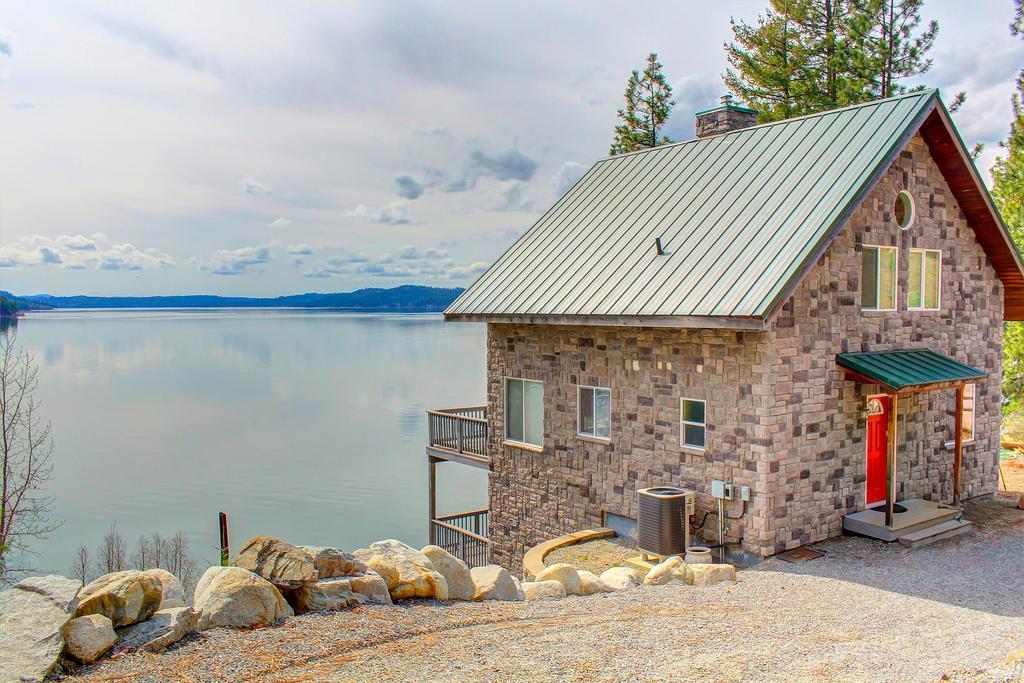 Beautiful Lake Coeur D'Alene Cabin On The Bay Mica Exterior photo